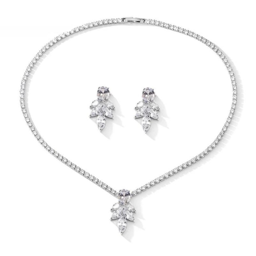 Conjunto Colar e Brincos Flor Cravejado com Zircônia Argentia