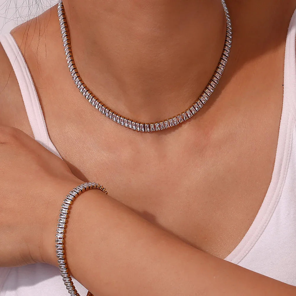 Conjunto Colar e Pulseira Cravejada com Zircônia Argentia