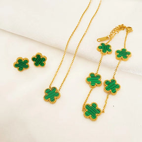 Conjunto Colar Pulseira e Brinco Trevo Argentia